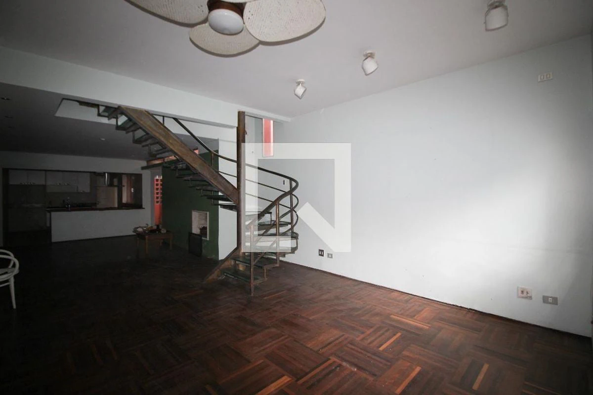 Casa / Sobrado para Venda em São Paulo/SP - Moema - 2 Quartos