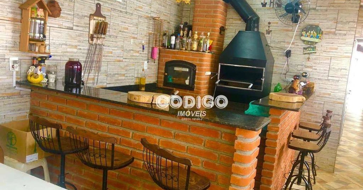 Imóvel em Vila Santana, São Paulo - SP