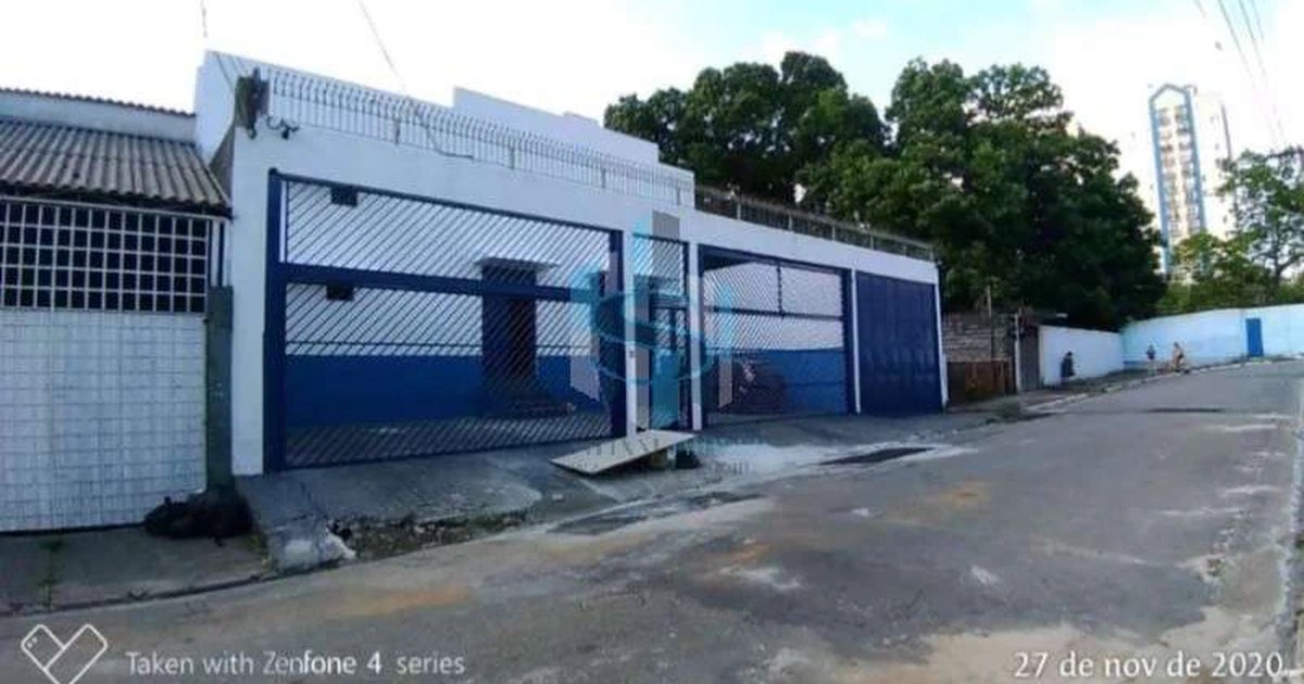 Imóvel em Vila Carmosina, São Paulo - SP