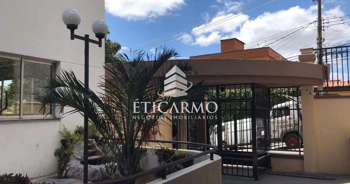 Imóvel em Vila Carmosina, São Paulo - SP
