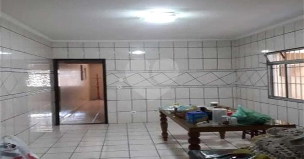 Imóvel em Anhanguera, São Paulo - SP